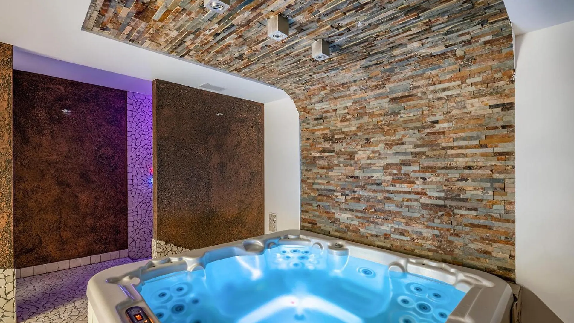 Stunning Home In Magliolo With Sauna 0*,  Italy