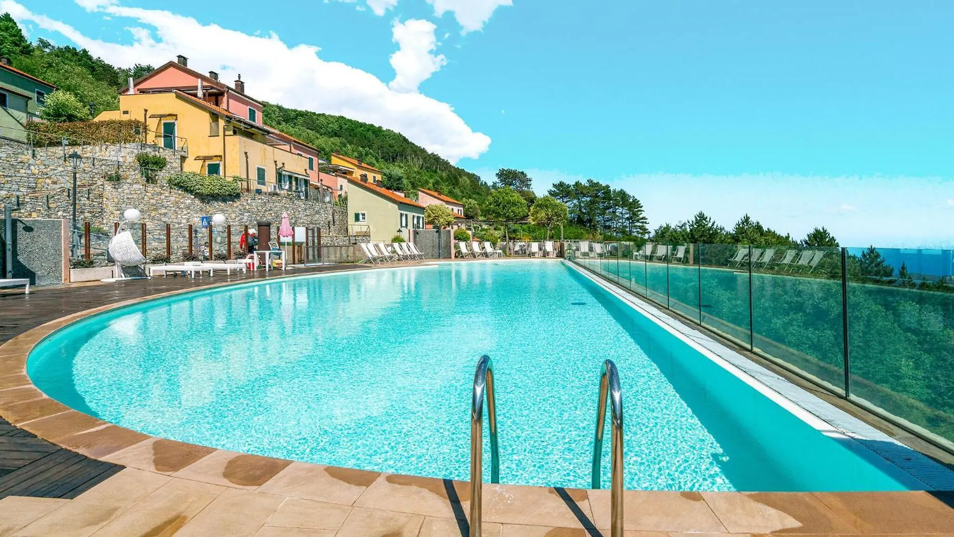 Stunning Home In Magliolo With Sauna 0*,