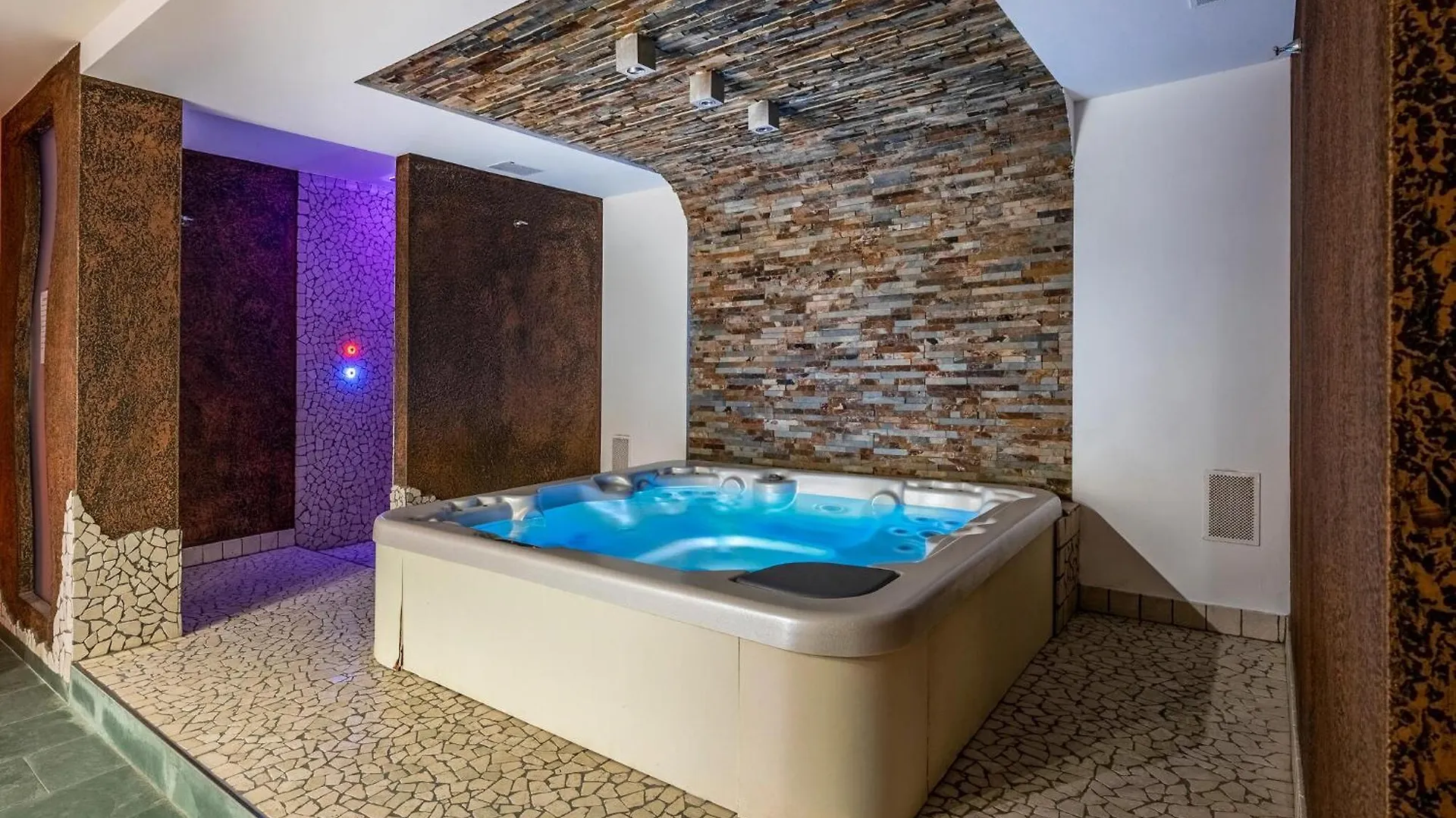 Holiday home Stunning Home In Magliolo With Sauna Italy